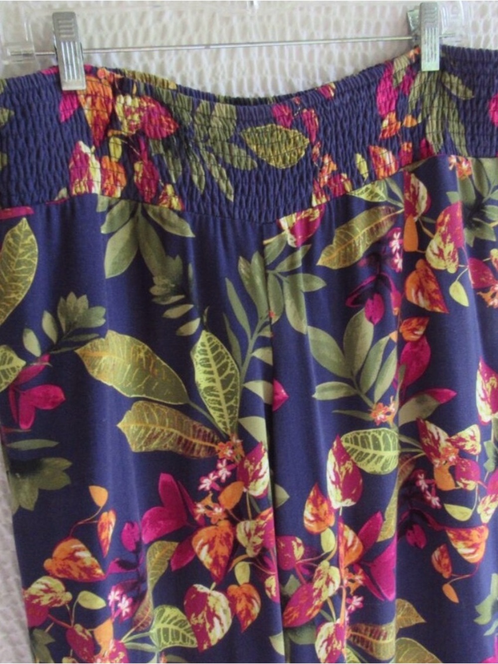 J Jill Size M Tropical Floral Wide Leg Cropped Pull On Pants Blue Elastic Waist - Picture 7 of 8